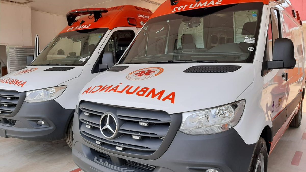 Samu recebe mais duas ambulâncias frutos da parceria entre Governo Federal e Municipal