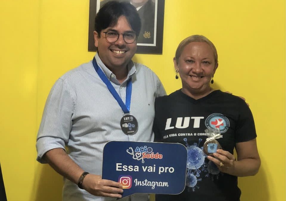 Instituto Amigos que Brilham concede medalha ao Secretário de Saúde de Parauapebas, Gilberto Laranjeiras