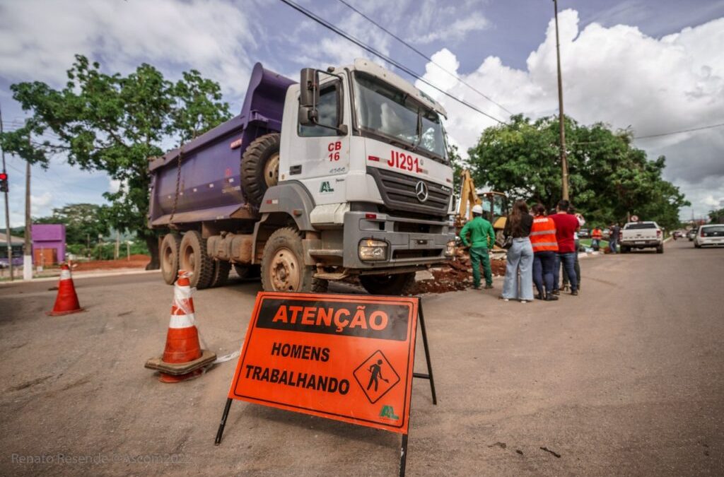 Iniciada obra de drenagem na avenida Liberdade para reduzir alagamentos