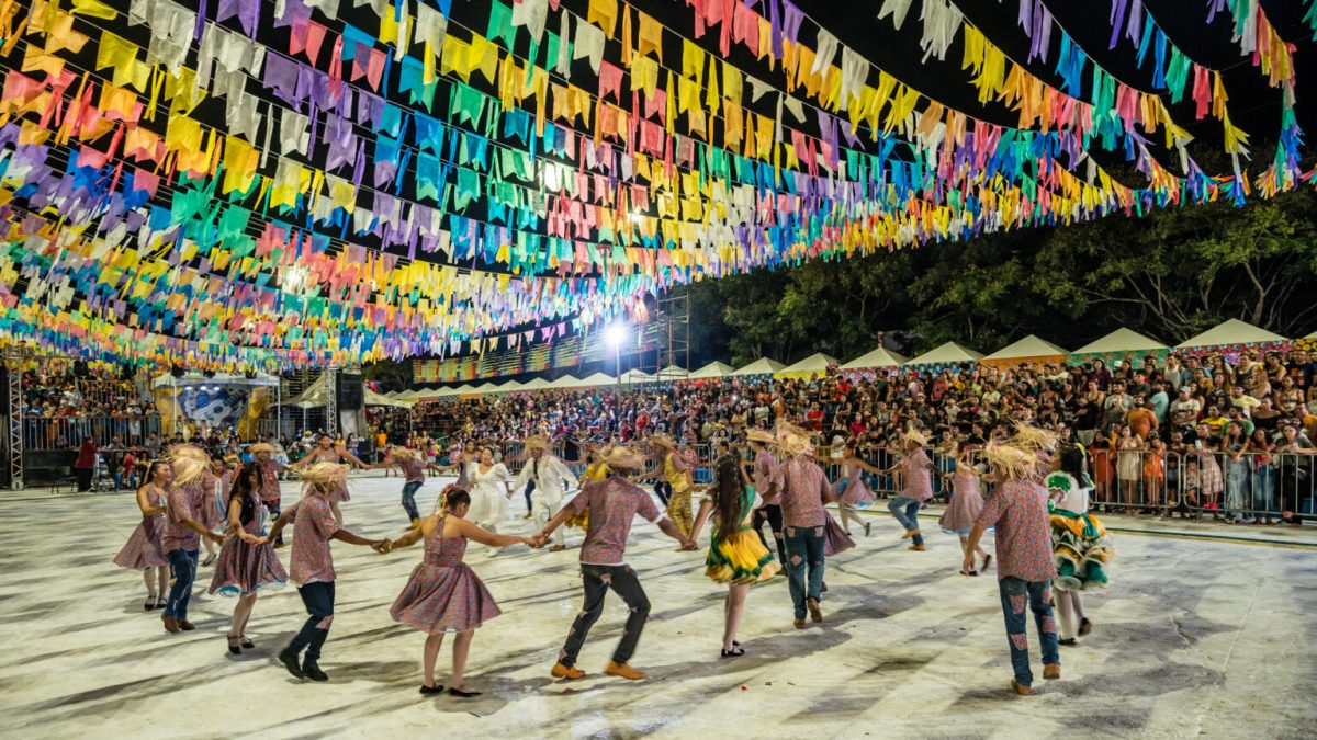 Carroçada, quadrilhas inclusivas e muita diversão abrem o 18º Festival Jeca Tatu
