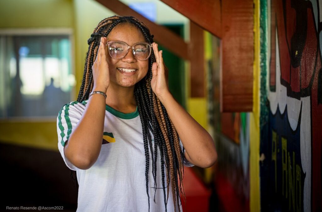 Parauapebas: PMP começa a entrega de óculos do Programa Saúde na Escola