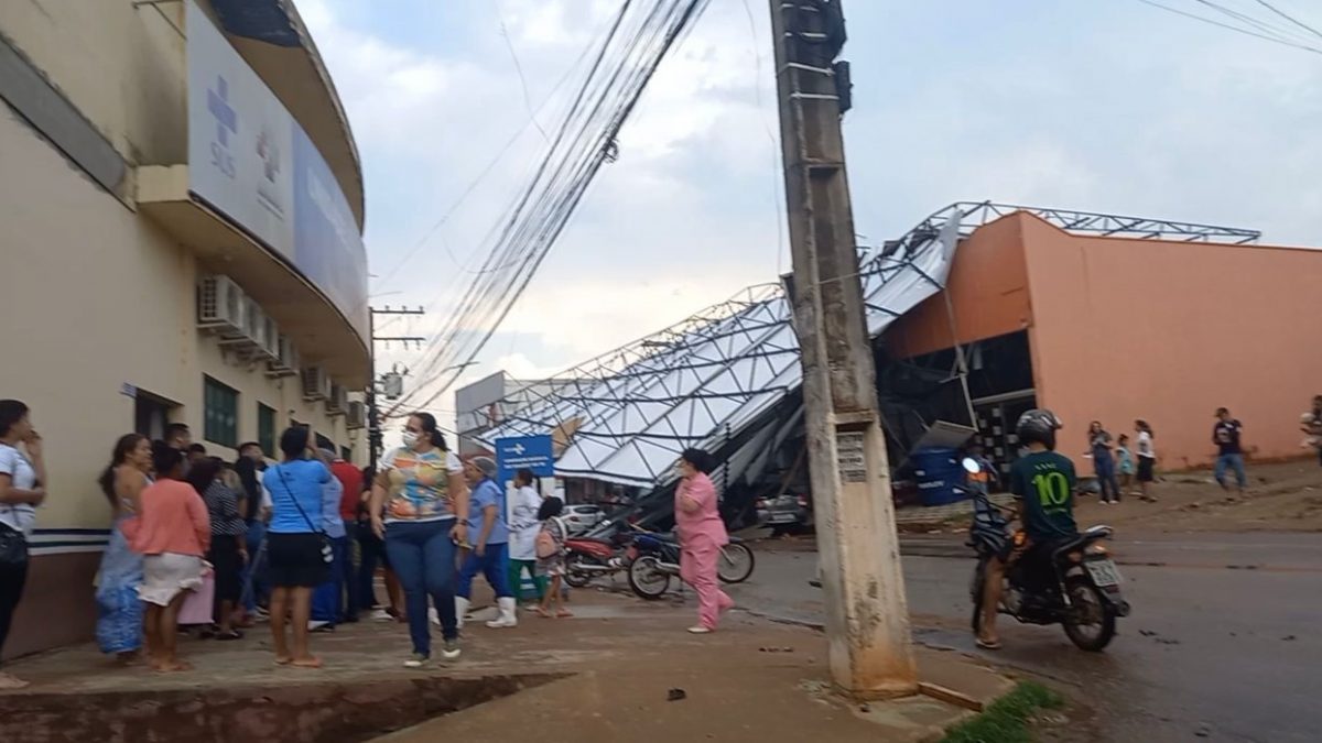 Chuva, ventania e granizo assustam e causam prejuízos a moradores de Parauapebas