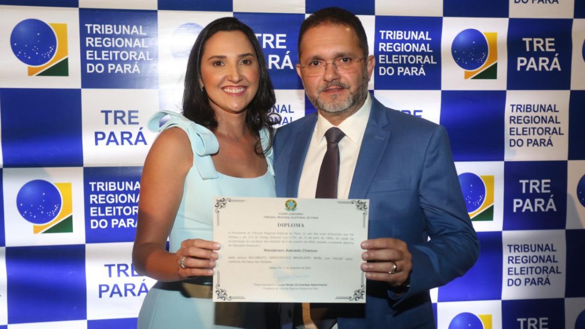 Chamonzinho, deputado mais votado do Pará, é diplomado em cerimônia com senadores, deputados e governador
